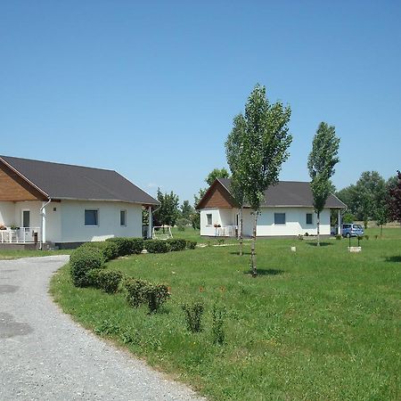 Termal Kemping Apartmanok Tiszaújváros Dış mekan fotoğraf