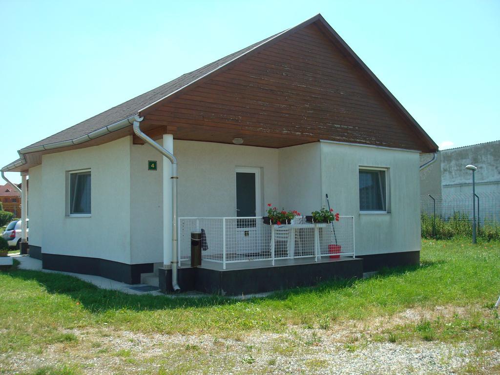 Termal Kemping Apartmanok Tiszaújváros Dış mekan fotoğraf