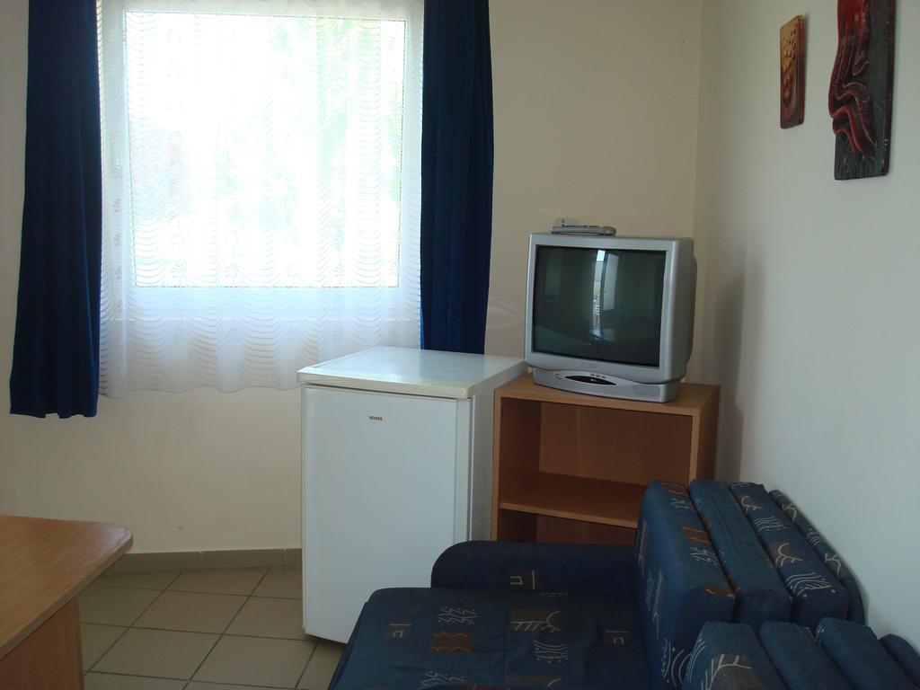 Termal Kemping Apartmanok Tiszaújváros Oda fotoğraf